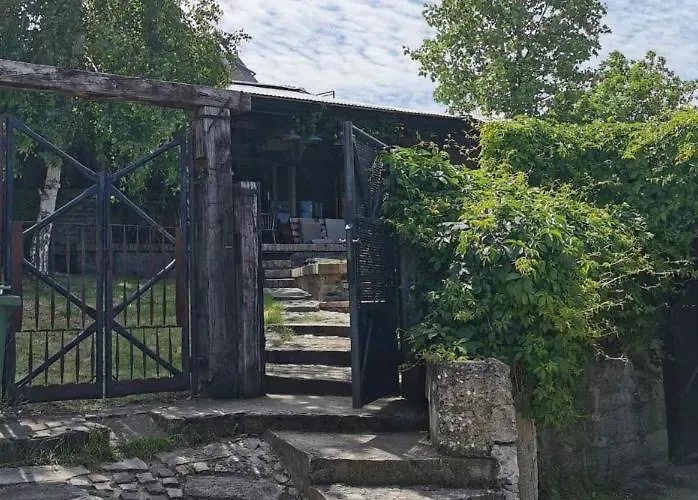 公寓 Train_House_Ns *